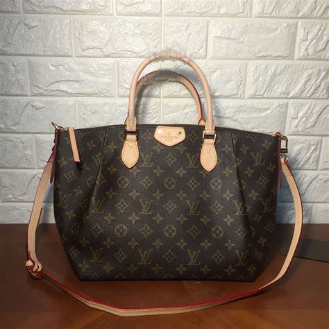 louis vuitton turenne sizes